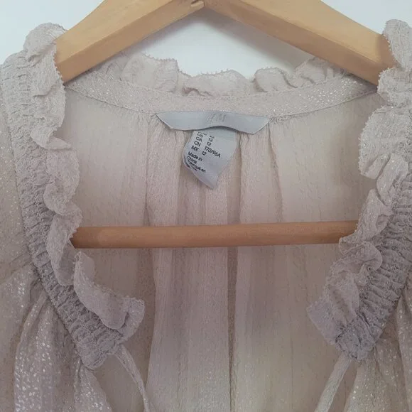 H&M sleeveless shirt - Picture 6 of 8